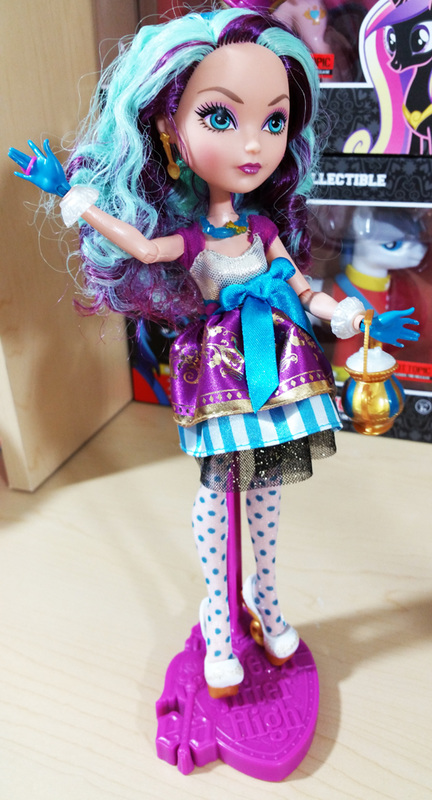 Unbox/Review Ever After High SDCC 2015 - Raven Queen 